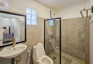 Renovated 3 Bedroom Apartment For Rent - BKK1, Phnom Penh thumbnail