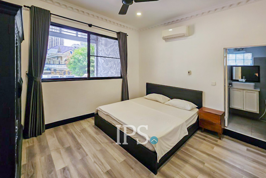 Renovated 3 Bedroom Apartment For Rent - BKK1, Phnom Penh