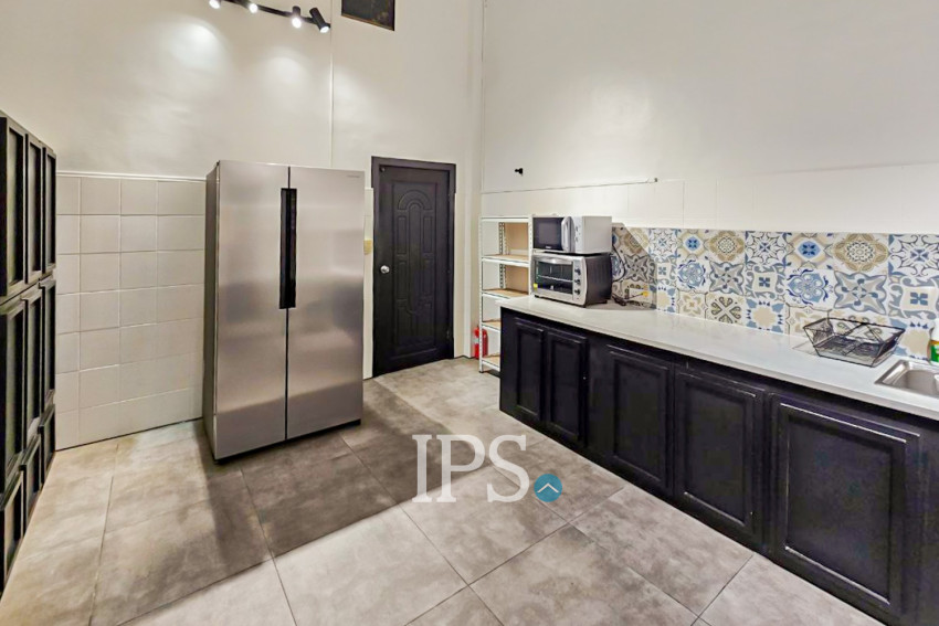 Renovated 3 Bedroom Apartment For Rent - BKK1, Phnom Penh