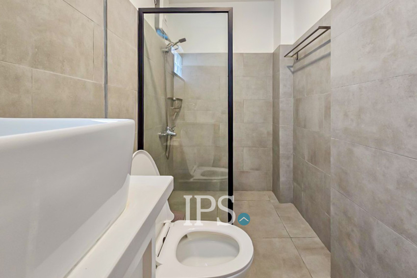 Renovated 3 Bedroom Apartment For Rent - BKK1, Phnom Penh