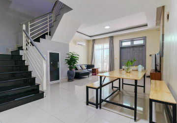 3 Bedroom House For Sale - Borey Angkor Premier Palace, Svay Dangkum, Siem Reap thumbnail