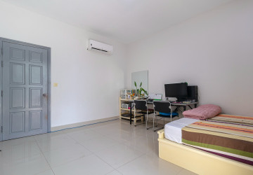 3 Bedroom House For Sale - Borey Angkor Premier Palace, Svay Dangkum, Siem Reap thumbnail