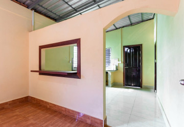 1 Bedroom House For Rent - Sangkat Siem Reap, Siem Reap thumbnail