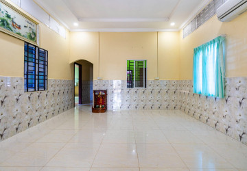 1 Bedroom House For Rent - Sangkat Siem Reap, Siem Reap thumbnail