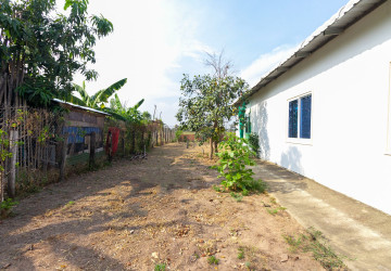 1 Bedroom House For Rent - Sangkat Siem Reap, Siem Reap thumbnail