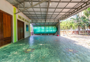 1 Bedroom House For Rent - Sangkat Siem Reap, Siem Reap thumbnail