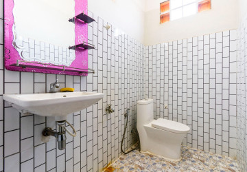 1 Bedroom House For Rent - Sangkat Siem Reap, Siem Reap thumbnail