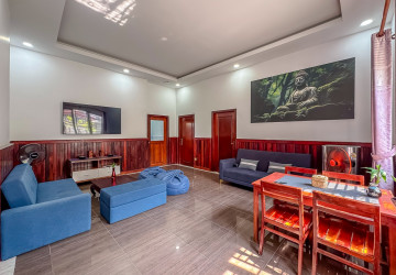 2 Bedroom Apartment For Rent - Svay Dangkum, Siem Reap thumbnail