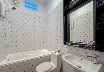 2 Bedroom Apartment For Rent - Svay Dangkum, Siem Reap thumbnail