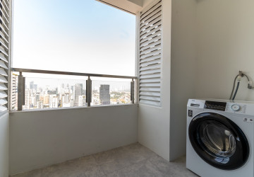 8th Floor 1 Bedroom Condo For Sale - Le Conde, BKK1, Phnom Penh thumbnail
