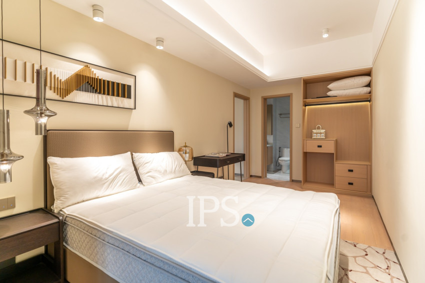 8th Floor 1 Bedroom Condo For Sale - Le Conde, BKK1, Phnom Penh