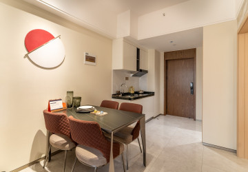 8th Floor 1 Bedroom Condo For Sale - Le Conde, BKK1, Phnom Penh thumbnail