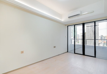 8th Floor 1 Bedroom Condo For Sale - Le Conde, BKK1, Phnom Penh thumbnail