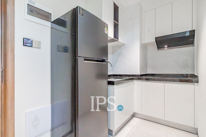 8th Floor 1 Bedroom Condo For Sale - Le Conde, BKK1, Phnom Penh