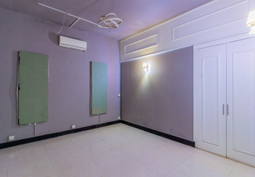 440 Sqm Commercial Villa For Rent - Boeung Kak 2, Phnom Penh thumbnail
