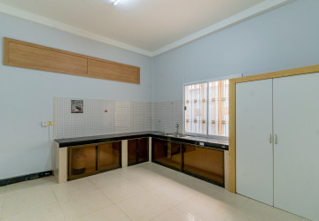 440 Sqm Commercial Villa For Rent - Boeung Kak 2, Phnom Penh thumbnail