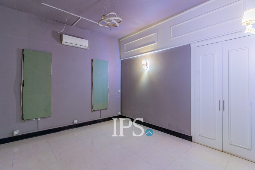 440 Sqm Commercial Villa For Rent - Boeung Kak 2, Phnom Penh