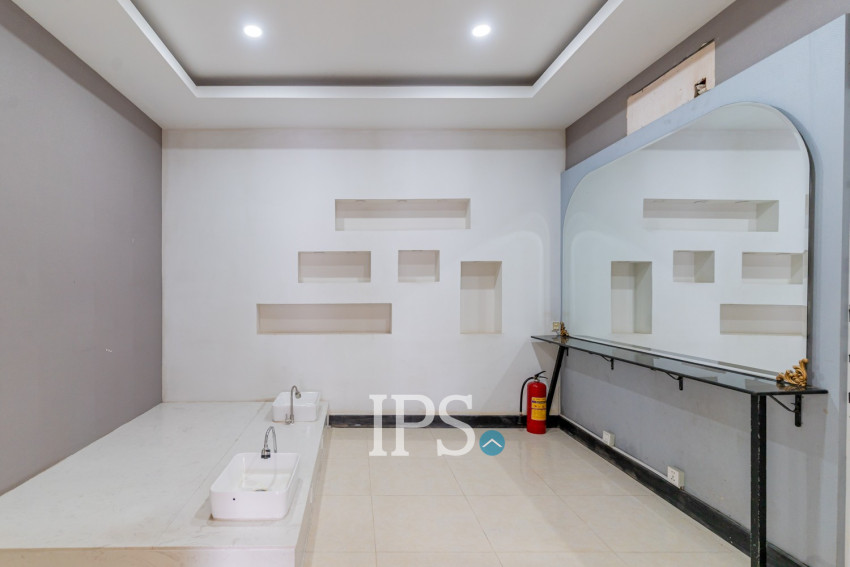 440 Sqm Commercial Villa For Rent - Boeung Kak 2, Phnom Penh