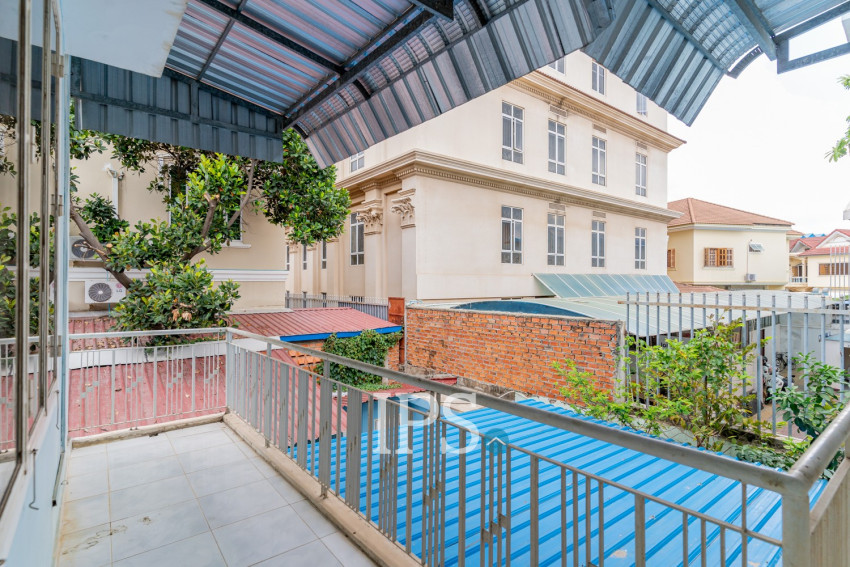 440 Sqm Commercial Villa For Rent - Boeung Kak 2, Phnom Penh
