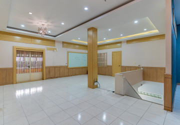 440 Sqm Commercial Villa For Rent - Boeung Kak 2, Phnom Penh thumbnail
