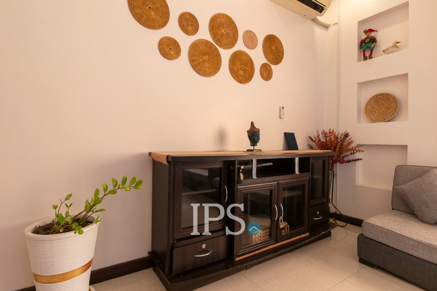 8 Bedroom Commercial Villa For Rent - Teuk Vil, Siem Reap