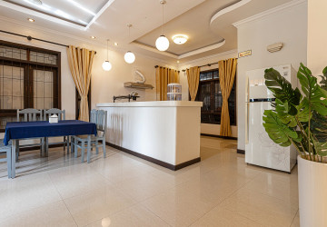 8 Bedroom Commercial Villa For Rent - Teuk Vil, Siem Reap thumbnail