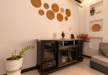 8 Bedroom Commercial Villa For Rent - Teuk Vil, Siem Reap thumbnail