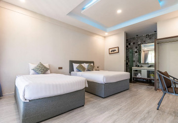 8 Bedroom Commercial Villa For Rent - Teuk Vil, Siem Reap thumbnail