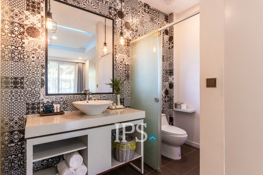 8 Bedroom Commercial Villa For Rent - Teuk Vil, Siem Reap