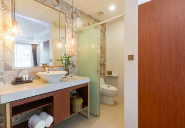 8 Bedroom Commercial Villa For Rent - Teuk Vil, Siem Reap thumbnail