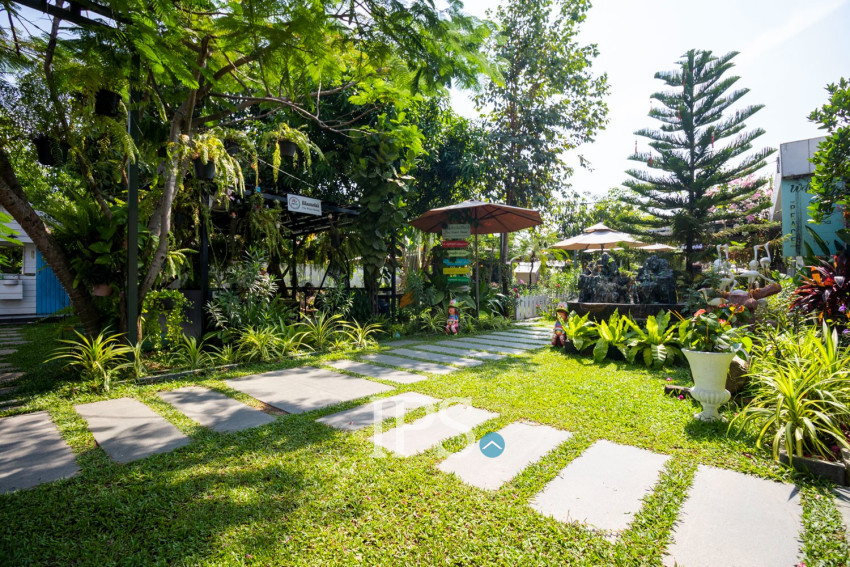 8 Bedroom Commercial Villa For Rent - Teuk Vil, Siem Reap