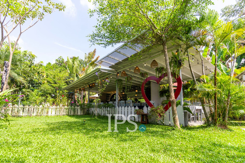 8 Bedroom Commercial Villa For Rent - Teuk Vil, Siem Reap