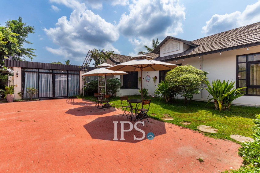 8 Bedroom Commercial Villa For Rent - Teuk Vil, Siem Reap