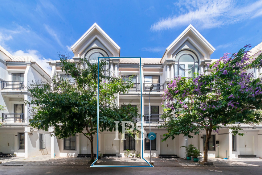 3 Bedroom Townhouse For Rent  - Sky Park, Svay Dangkum, Siem Reap
