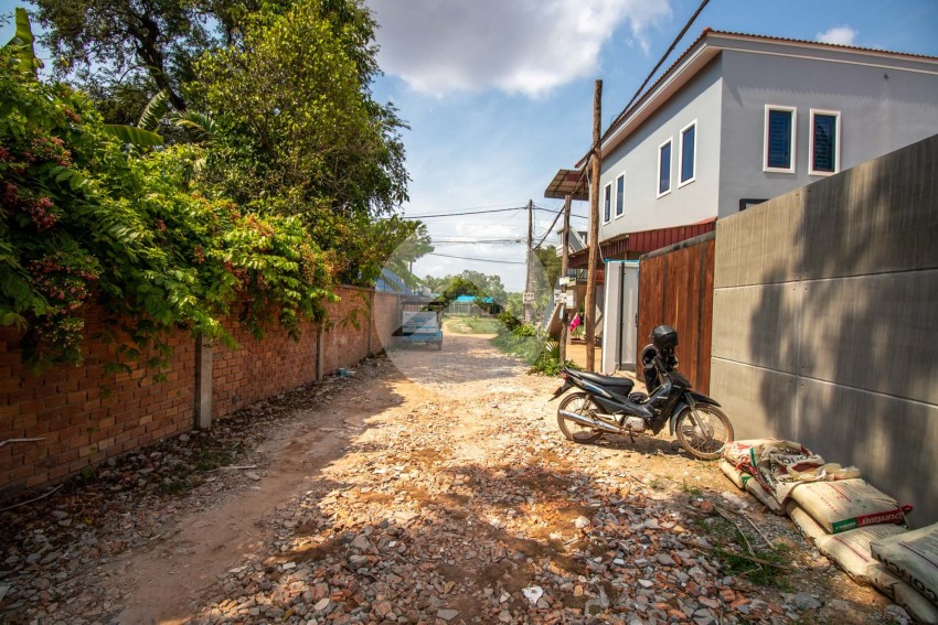 3 Bedroom House For Rent - Svay Dangkum, Siem Reap