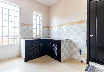 1 Bedroom Apartment For Rent - Svay Dangkum, Siem Reap thumbnail