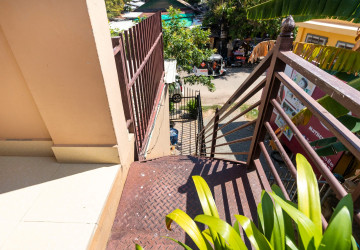 1 Bedroom Apartment For Rent - Svay Dangkum, Siem Reap thumbnail