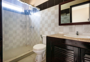 1 Bedroom Apartment For Rent - Svay Dangkum, Siem Reap thumbnail
