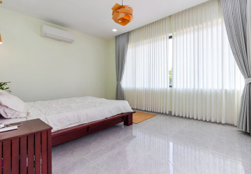 3 Bedroom Villa For Rent - Sala Kamreuk, Siem Reap thumbnail