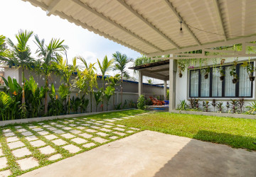 3 Bedroom Villa For Rent - Sala Kamreuk, Siem Reap thumbnail