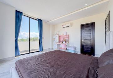 3 Bedroom Villa For Rent - Svay Dangkum, Siem Reap thumbnail