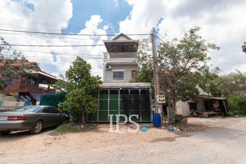 2 Bedroom House For Rent - Svay Dangkum, Siem Reap