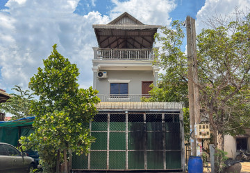 2 Bedroom House For Rent - Svay Dangkum, Siem Reap thumbnail