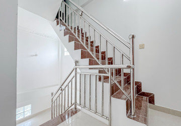 2 Bedroom House For Rent - Svay Dangkum, Siem Reap thumbnail