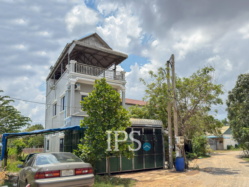 2 Bedroom House For Rent - Svay Dangkum, Siem Reap