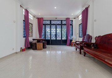 2 Bedroom House For Rent - Svay Dangkum, Siem Reap thumbnail