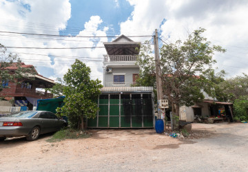 2 Bedroom House For Rent - Svay Dangkum, Siem Reap thumbnail