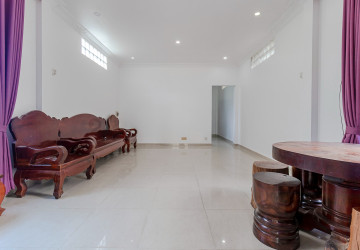 2 Bedroom House For Rent - Svay Dangkum, Siem Reap thumbnail