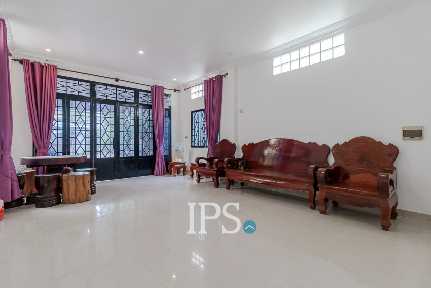 2 Bedroom House For Rent - Svay Dangkum, Siem Reap