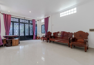 2 Bedroom House For Rent - Svay Dangkum, Siem Reap thumbnail